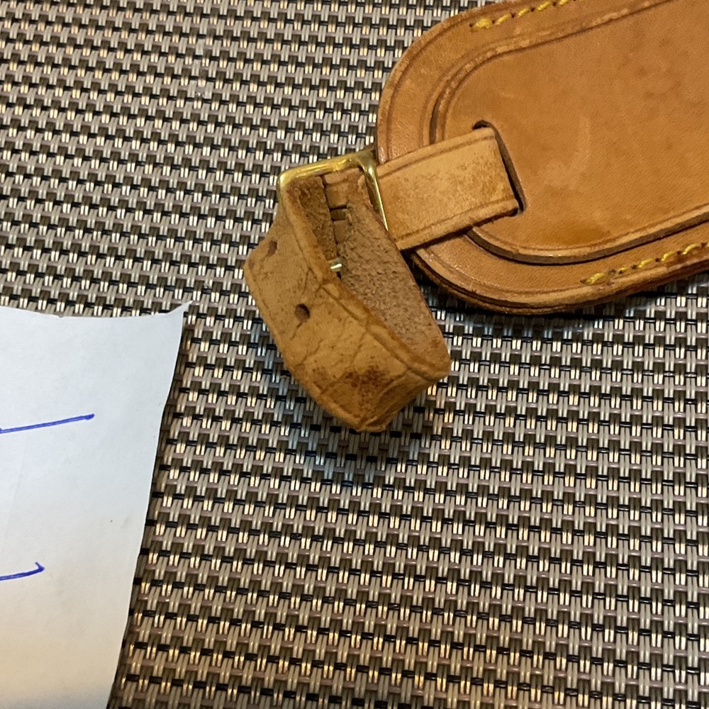 Louis Vuitton Leather Luggage Tag - Picture 2 of 8